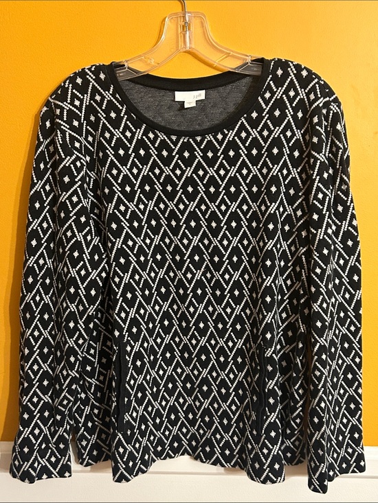 J. Jill Sweaters - J. Jill Black and White Geometric Crewneck Sweater